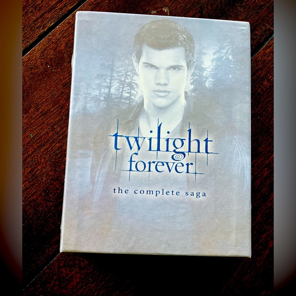 Twilight Saga Collection on DVD